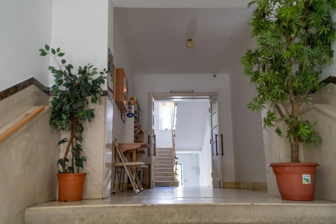 Apartments Naja Split Eksteriør billede