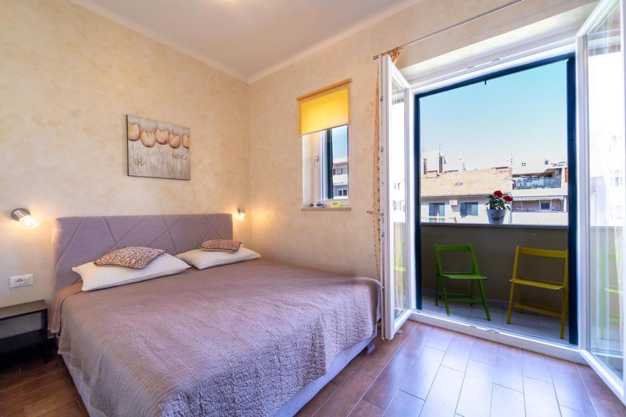 Apartments Naja Split Eksteriør billede